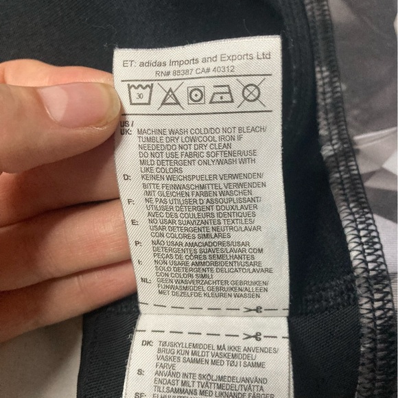 Adidas Supernova Black and Gray Sports Bra with Racerback Design Size Medium - Picture 8 of 8